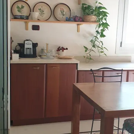 Coralupi לינה וארוחת בוקר סן לזרו די סבנה